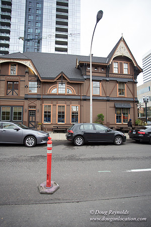 Raven & Rose Resaurant Street View