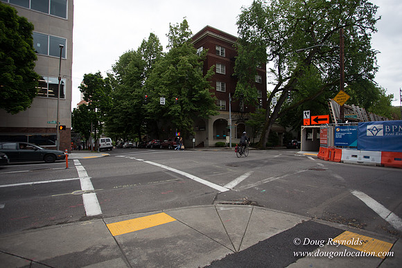 Raven & Rose Resaurant Street View