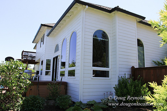 80's/90's Suburban Home Traditional with 2 car garage  2 story with bees