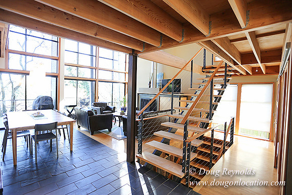 "Modern Contemporary Green Home Portland Oregon Dwell", "family house Northwest Style"