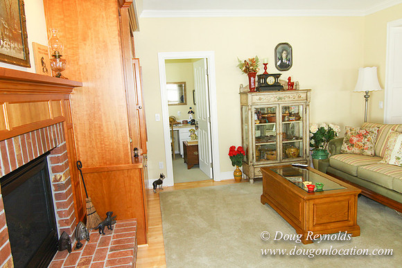Barbra's Home-9315