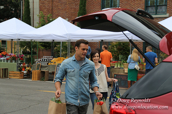 BKP Prod 2of3 Farmers Mkt-9645