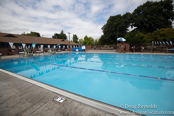 Hillsboro Outdoor Swimming Pool