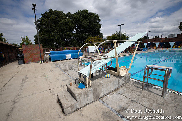 Hillsboro Outdoor Swimming Pool