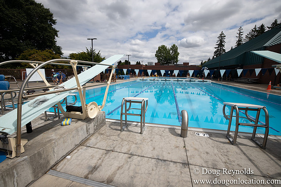 Hillsboro Outdoor Swimming Pool