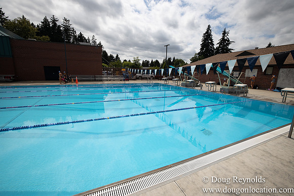Hillsboro Outdoor Swimming Pool