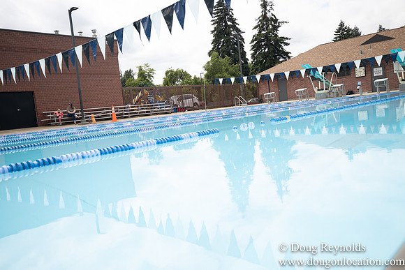 Hillsboro Outdoor Swimming Pool