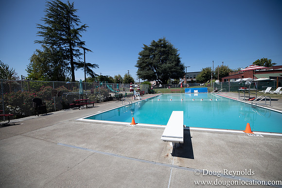 Carlton Pool