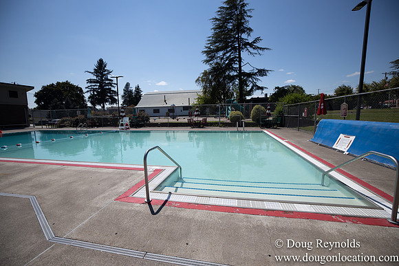 Carlton Pool