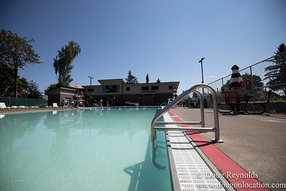 Carlton Pool