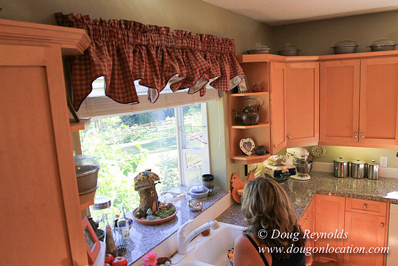 Traditional Style Home small farm with large kitchen great room, 2 story, 2 car garage on Acreage with large back yard, large front yard, garden, pond, deck, goats, bees, shop, PDX Zone