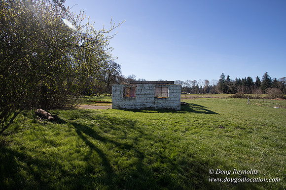 Yianni's Farm House