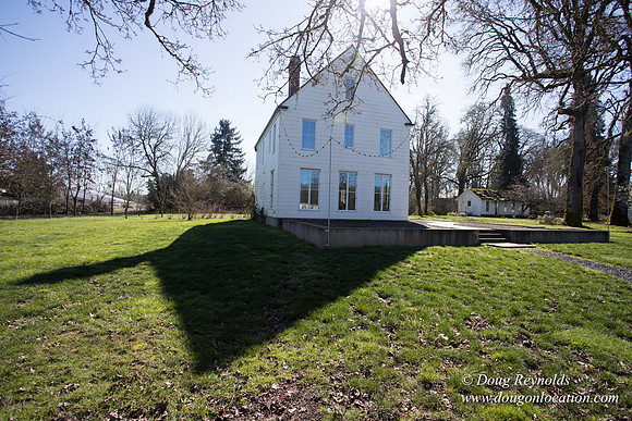 Yianni's Farm House