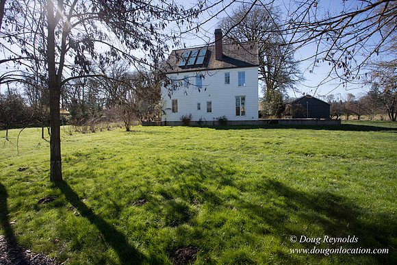 Yianni's Farm House