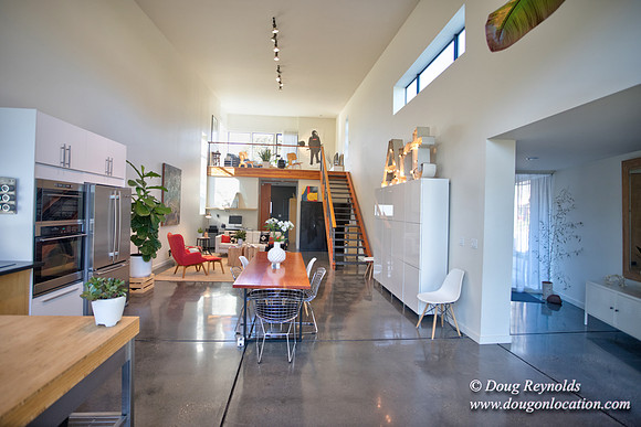 Renie's House Modern