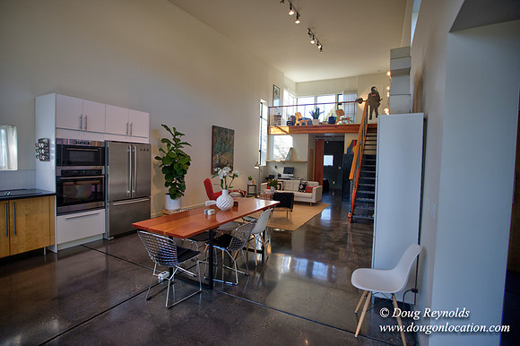 Renie's House Modern