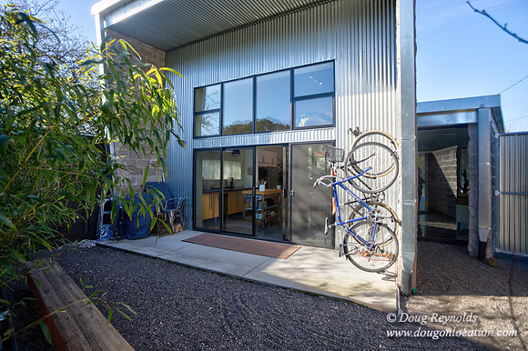Renie's House Modern