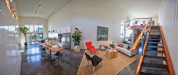 Renie's House Modern