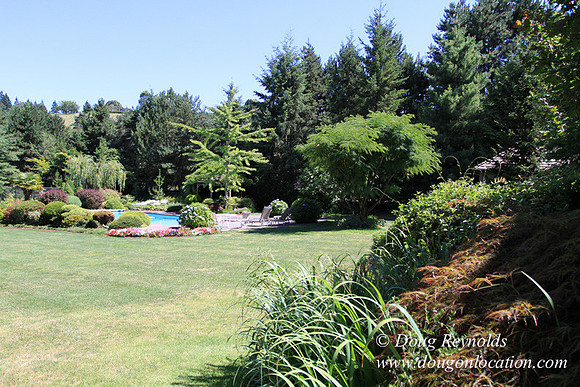 Jim’s Home Large beautiful traditional 2 story with large rooms. Modern kitchen and great room, and nook, large master suite, large entry with French doors. Well maintained grounds and garden, with la
