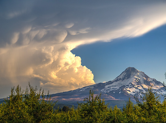 Storm of Mt Hood