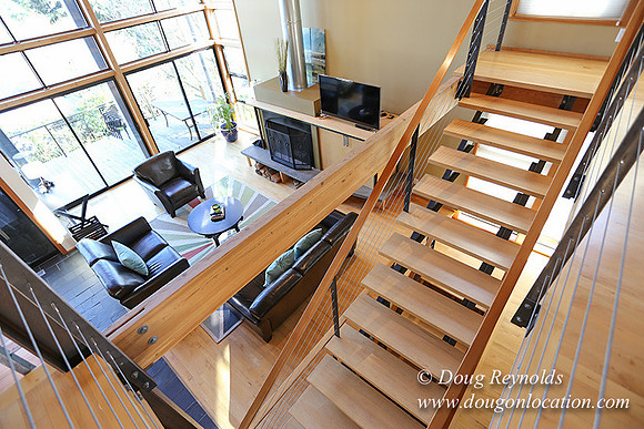 "Modern Contemporary Green Home Portland Oregon Dwell", "family house Northwest Style"