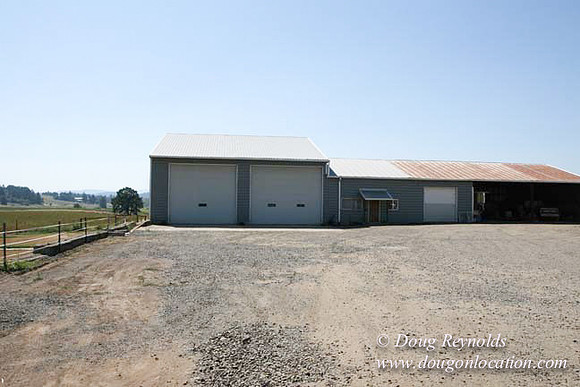 Farm 4 has Barns Shops they grow Wheat and Corn.  in the Portland Zone