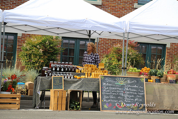 BKP Prod 2of3 Farmers Mkt-9589