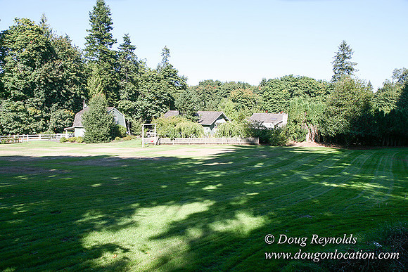 Glinna’s Home Traditional Style County Ranch home, large kitchen great room, 2 car garage on Acreage with large back yard, large front yard, garden, pool, patio, 2 story shop with office,  PDX Zone