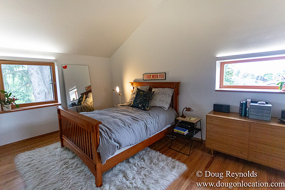 Pairs Modern Home-4271