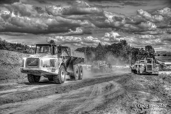 Big Dumps Black & White