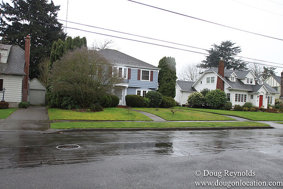 NE Thompson at 32nd