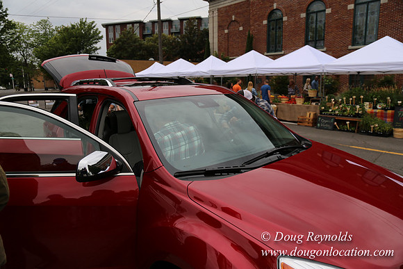BKP Prod 2of3 Farmers Mkt-9647
