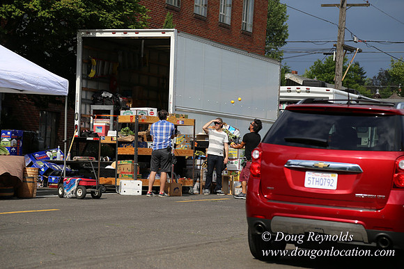 BKP Prod 2of3 Farmers Mkt-9595