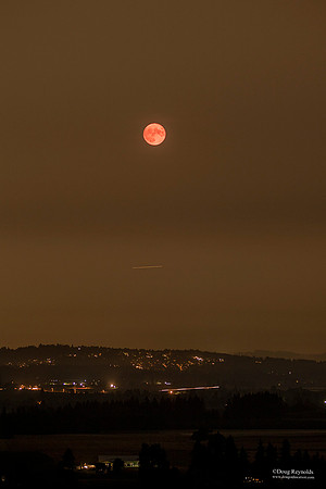 Smoky Moon Rise