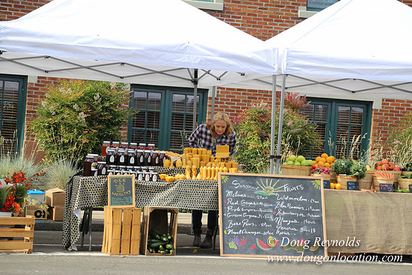 BKP Prod 2of3 Farmers Mkt-9588