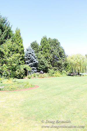 Jim’s Home Large beautiful traditional 2 story with large rooms. Modern kitchen and great room, and nook, large master suite, large entry with French doors. Well maintained grounds and garden, with la