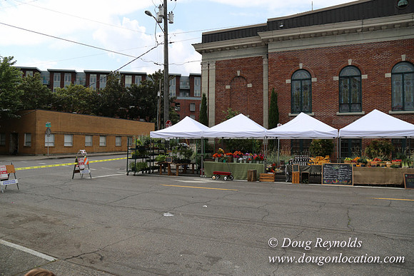 BKP Prod 2of3 Farmers Mkt-9550