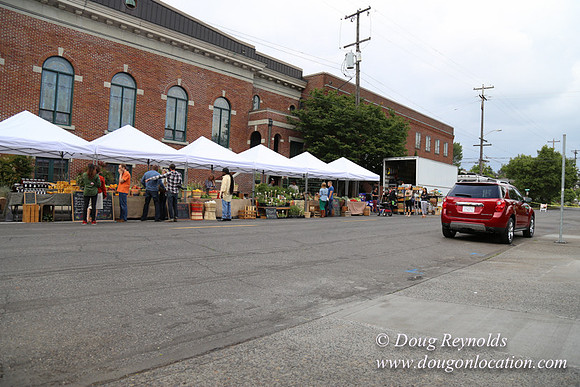 BKP Prod 2of3 Farmers Mkt-9600
