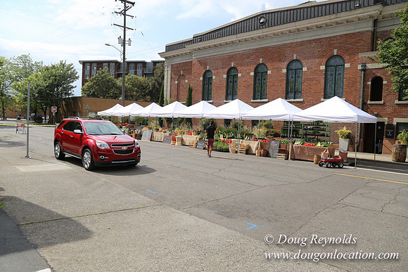 BKP Prod 2of3 Farmers Mkt-9564