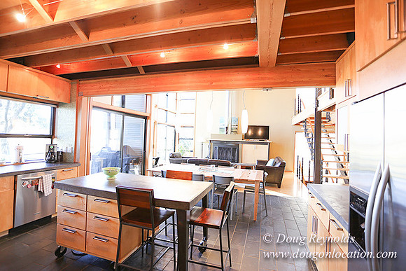 "Modern Contemporary Green Home Portland Oregon Dwell", "family house Northwest Style"