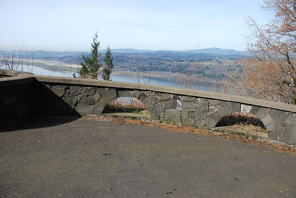 Above Vista House paved-0572