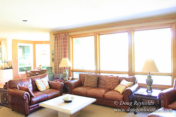 Jim’s Home Large beautiful traditional 2 story with large rooms. Modern kitchen and great room, and nook, large master suite, large entry with French doors. Well maintained grounds and garden, with la