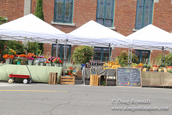 BKP Prod 2of3 Farmers Mkt-9569