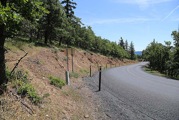Canyon Rd 2-7997