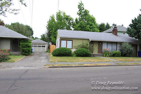 Laura’s Home This is a Portland Bungalow Style small home with a average sized and interesting back yard, nice garden with bee hive’s