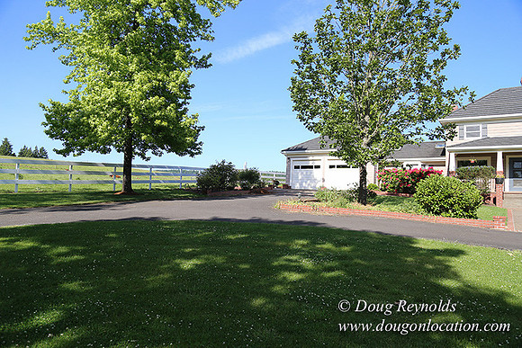 "2 Barns", "2 car garage", "40+ Acres", "PDX Zone", Pool, "White Fence", cows, "farm House", "rap around dive", "well maintained"