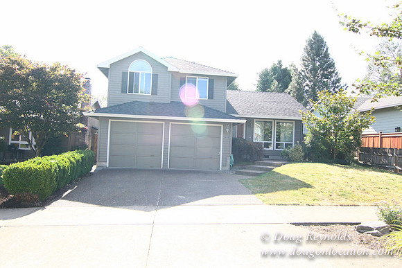 70's/80's Suburban Home Traditional with 2 car garage 2 story on Small lot