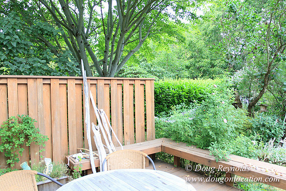 Laura’s Home This is a Portland Bungalow Style small home with a average sized and interesting back yard, nice garden with bee hive’s