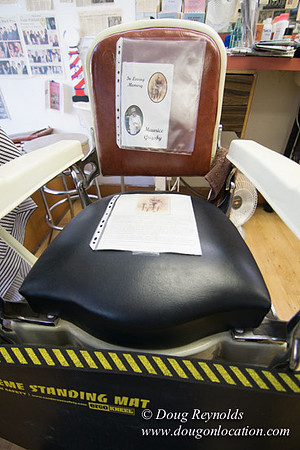 Earl's Barber Shop-2618