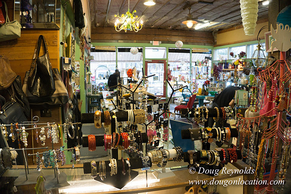 Village Merchants, Re Sell Store